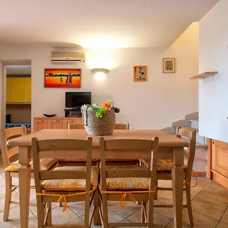 Orizzonti 5 By Interhome * 阿兰奇湾城